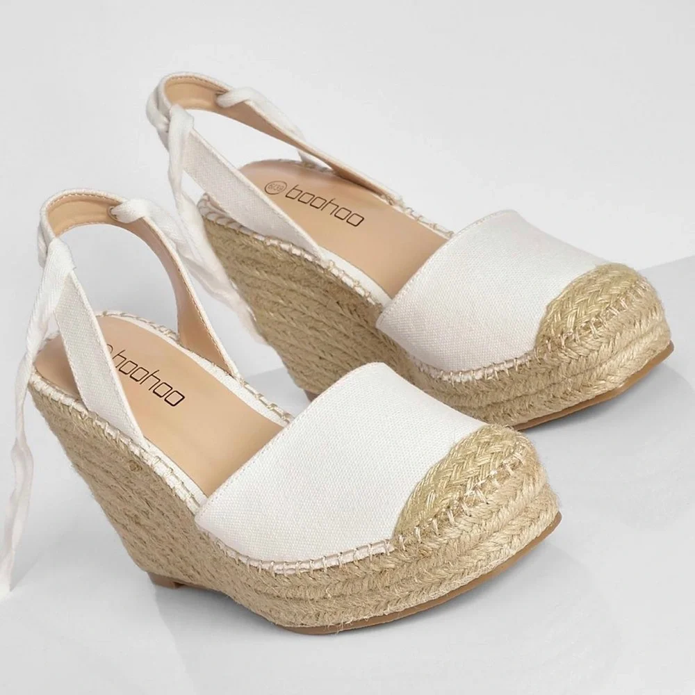 💕BooHoo Wrap Up Wedges💕 - Picture 2 of 10